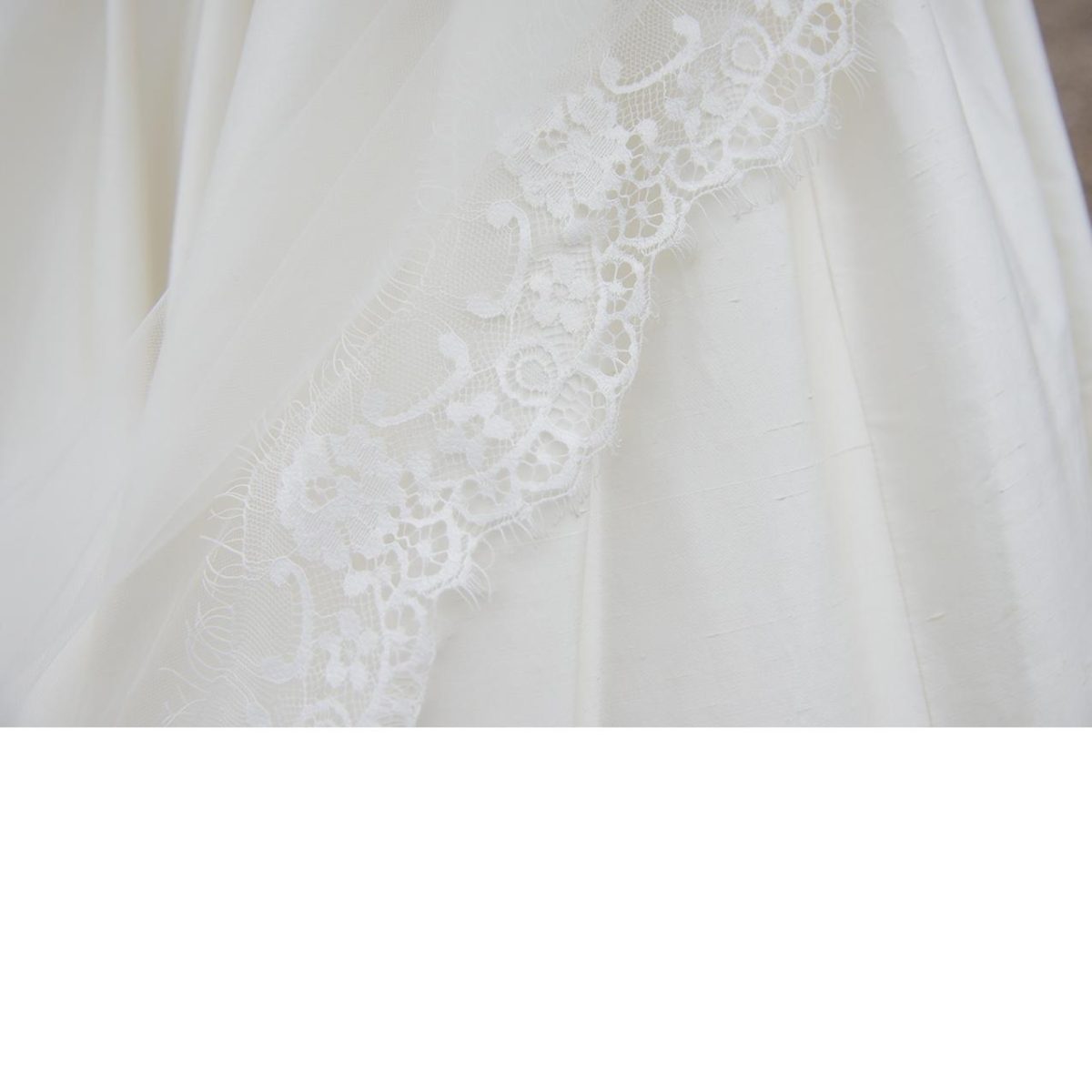 Ivory and Co Versailles Veil