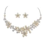 Enchanting Freshwater Pearl Necklace Set
