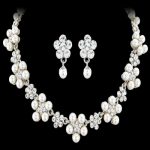 Elite Collection Chic Pearl Necklace Set - Ivory