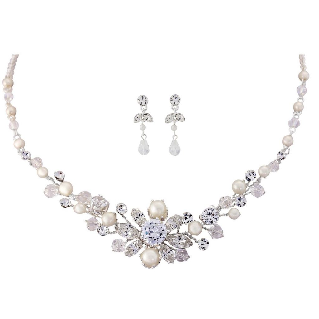 Timeless Pearl Necklace Set