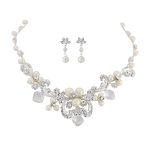Vintage Dream Pearl Bridal Necklace Set