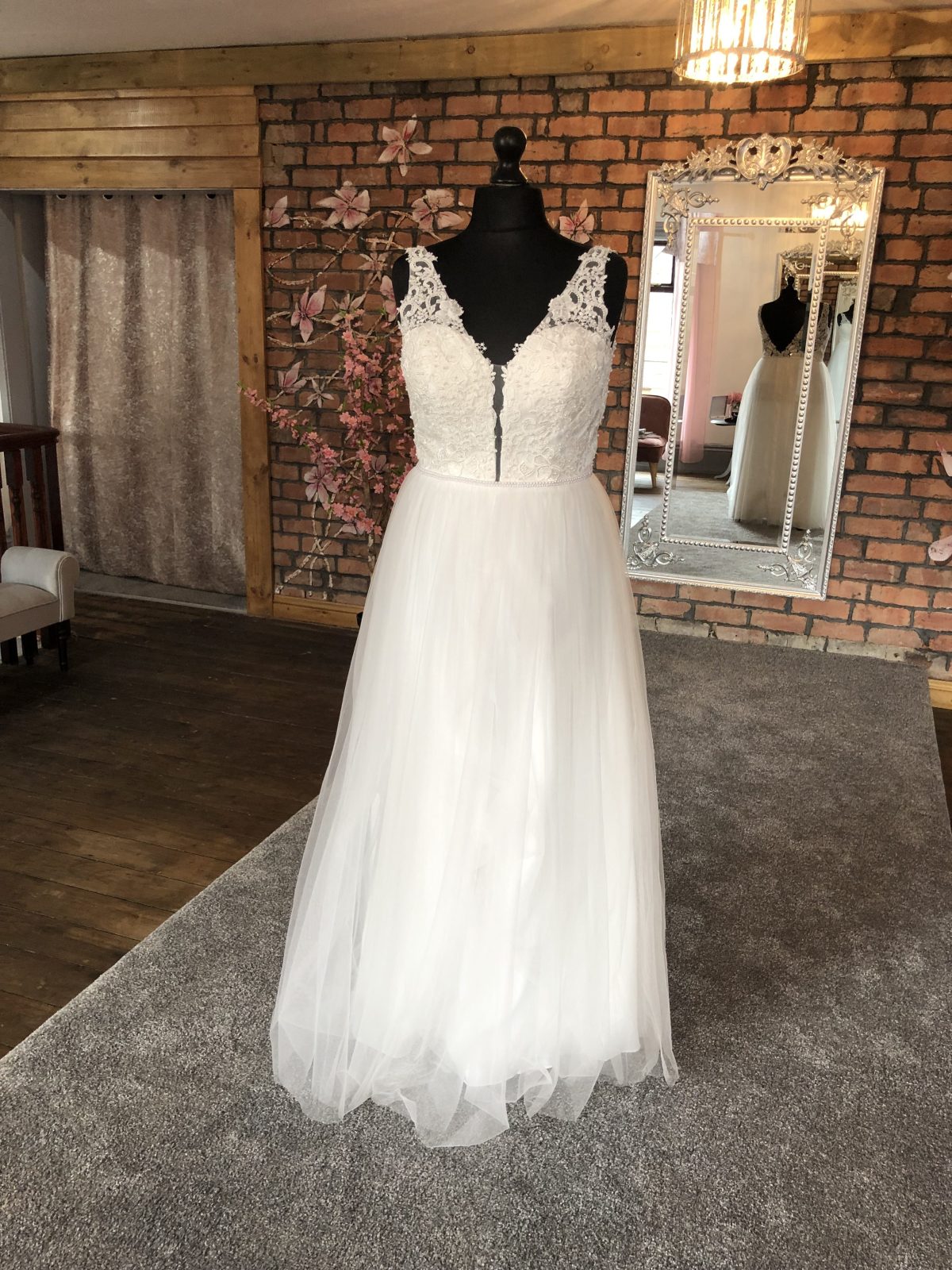 Mascara London Bridal Gown - V Neckline With Tulle Skirt 1