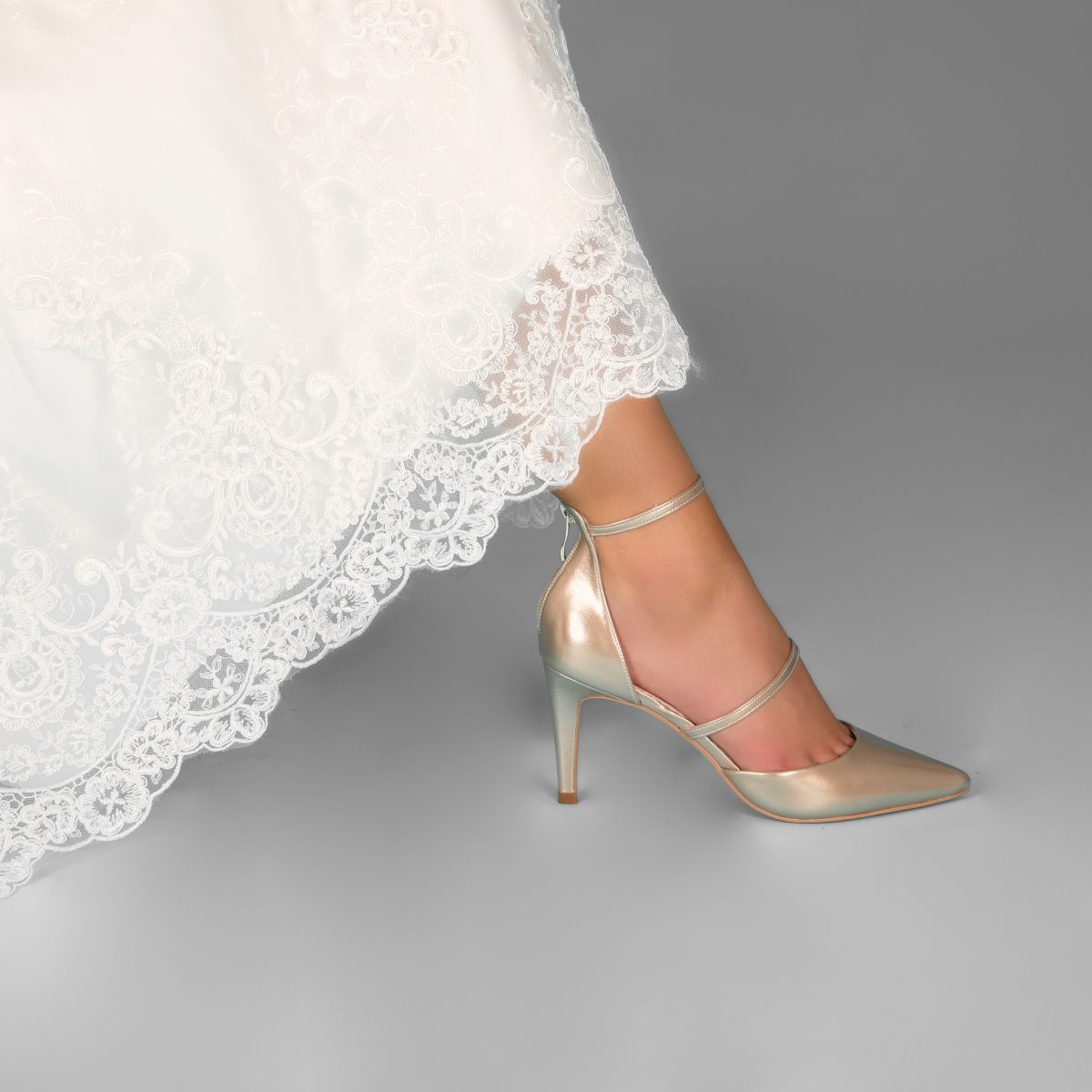 Perfect Bridal Harley Shoes - Gold Faux Leather 2